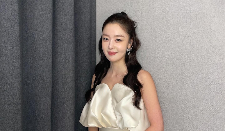 5-film-dan-drama-han-sun-hwa-yang-wajib-kamu-tonton