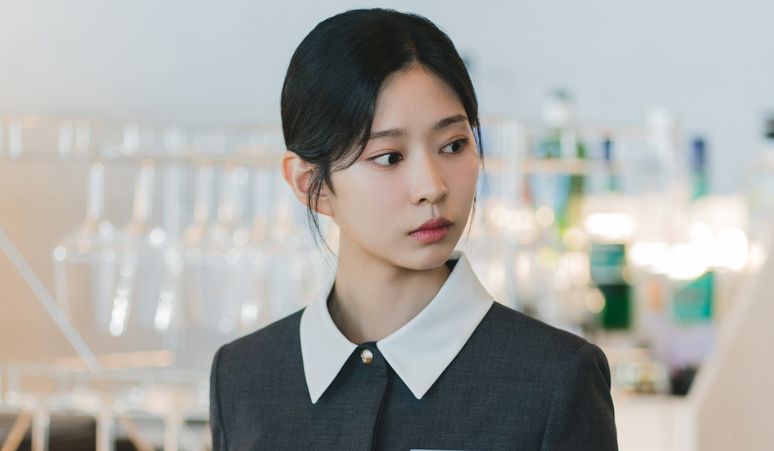 Kim-Min-Ju-Berikan-Alasan-Bintangi-Drama-Shining